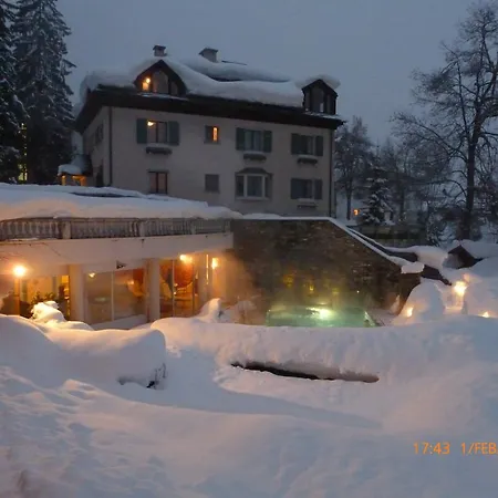 Cresta Hotel